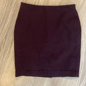 Banana Republic Pencil Skirt- Purple- 6